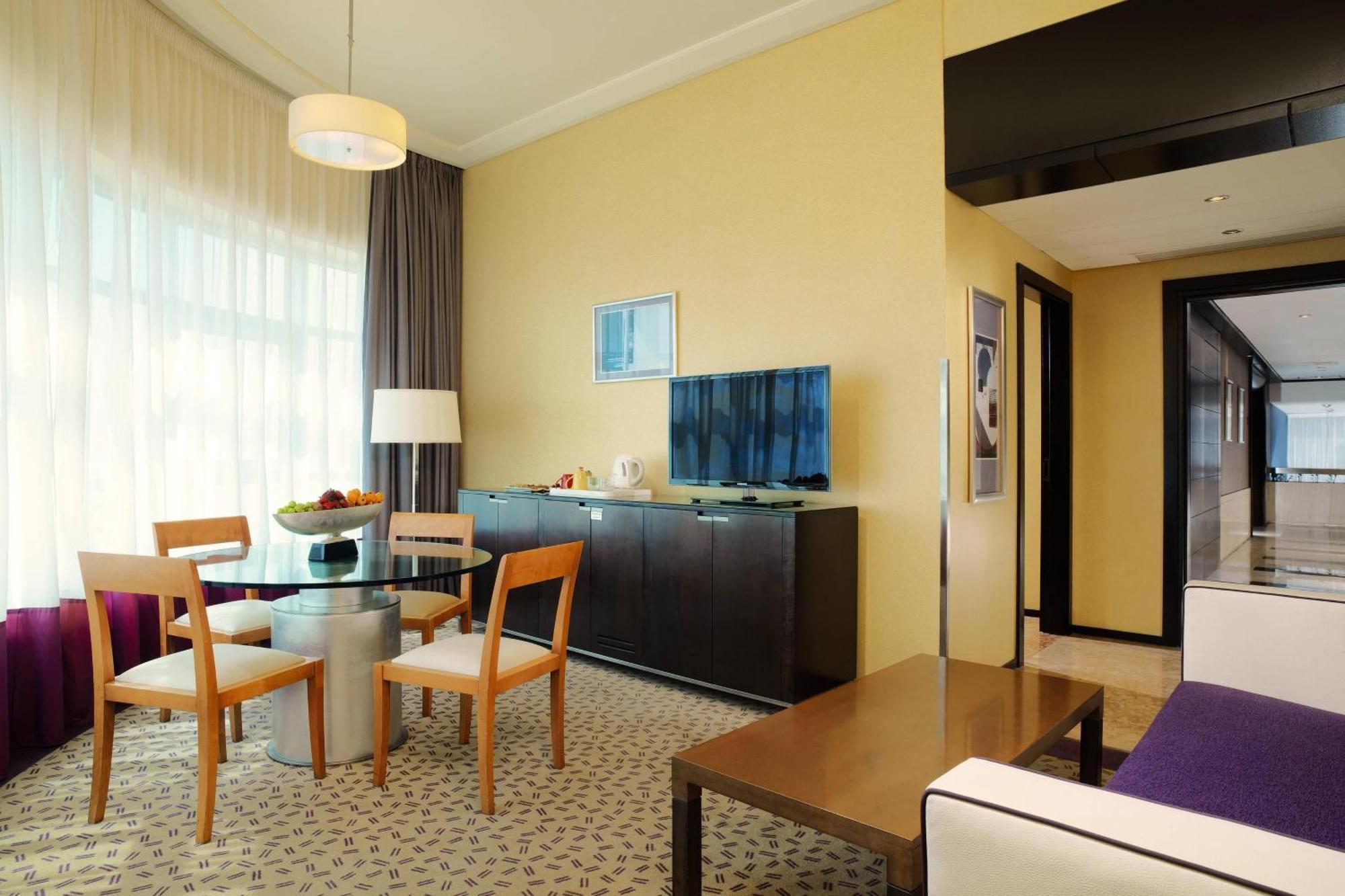 Four Points By Sheraton Le Verdun Бейрут Екстериор снимка